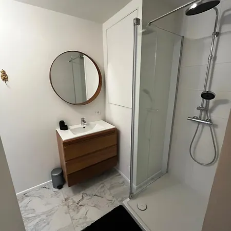 'le Petit Paris' Apartament *